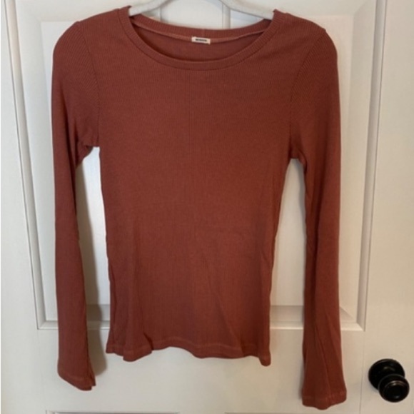 Monrow Bell Sleeve Rib Top Brown 33515 - Picture 1 of 8